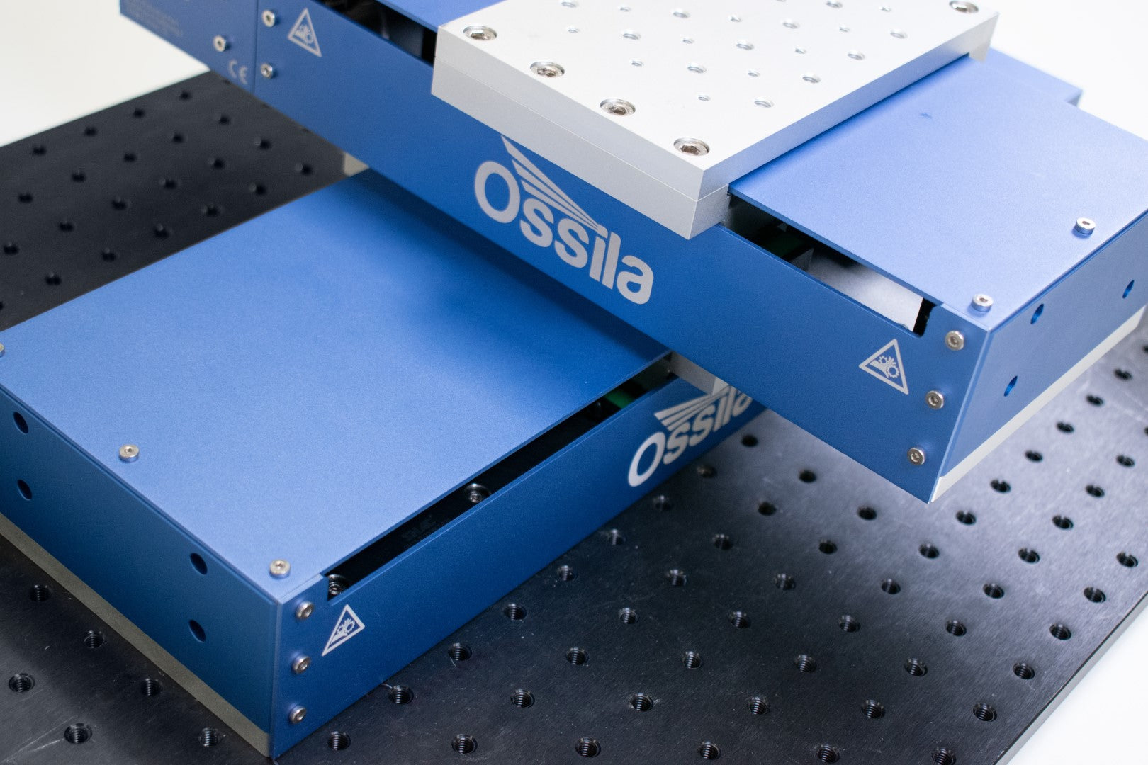 100mm High Precision XY Stage | Versatile Motion | Ossila