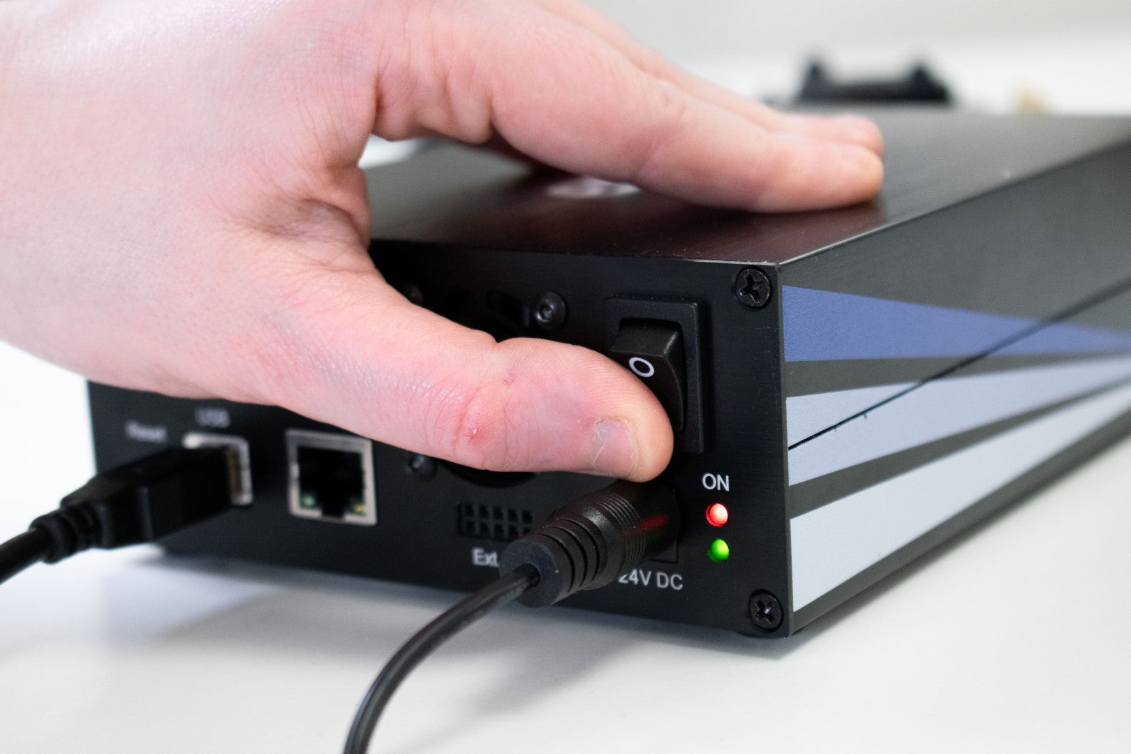 Source Measure Unit | Low Price Precision SMU | Ossila