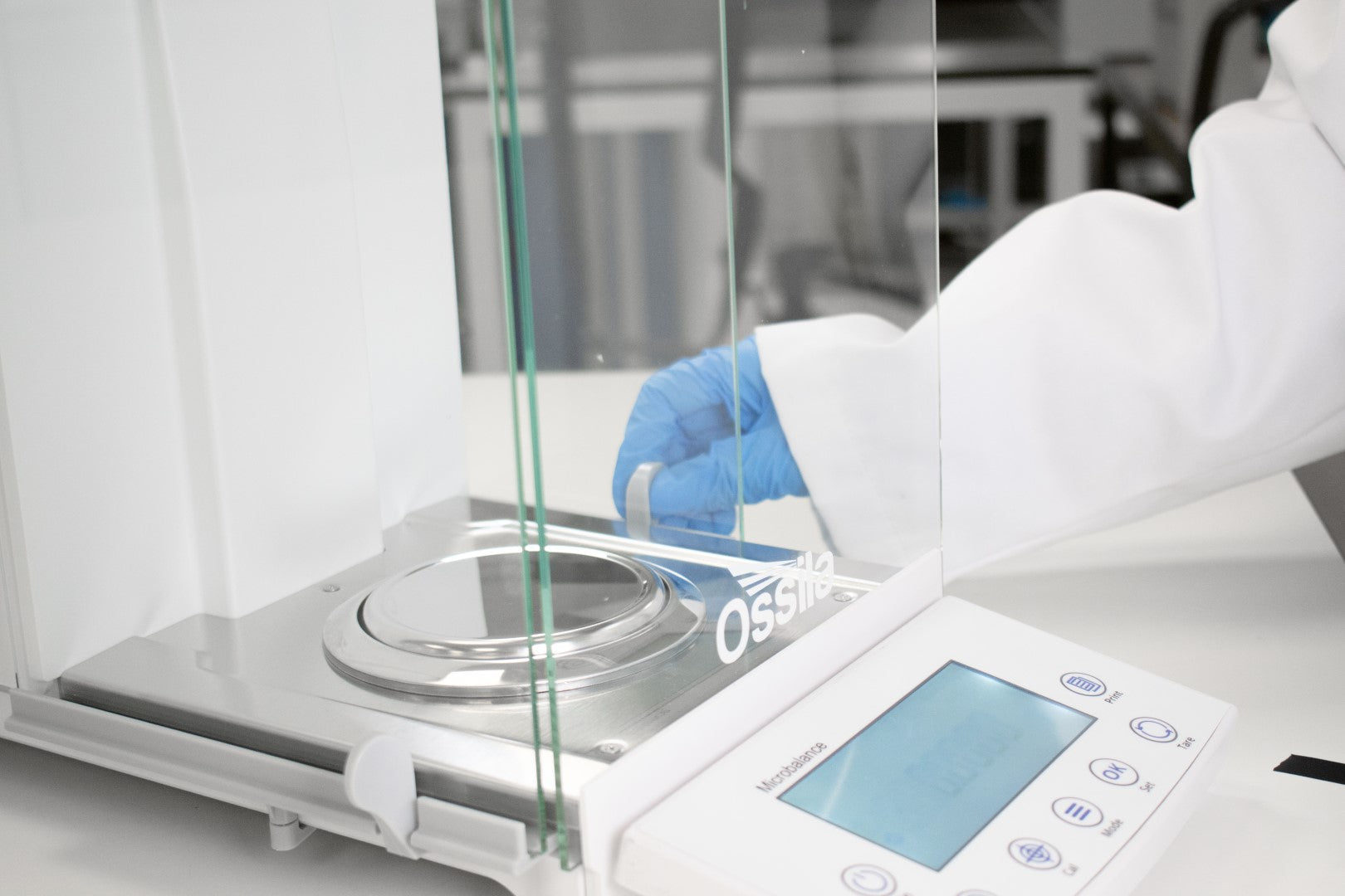 Microbalance Draft Shield