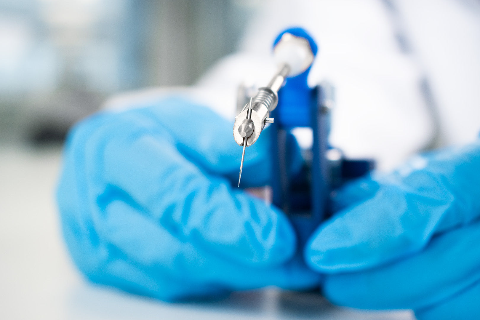 The leakage current of micromanipulator probes is a veru important factor