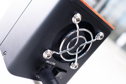 Peltier Stage light
