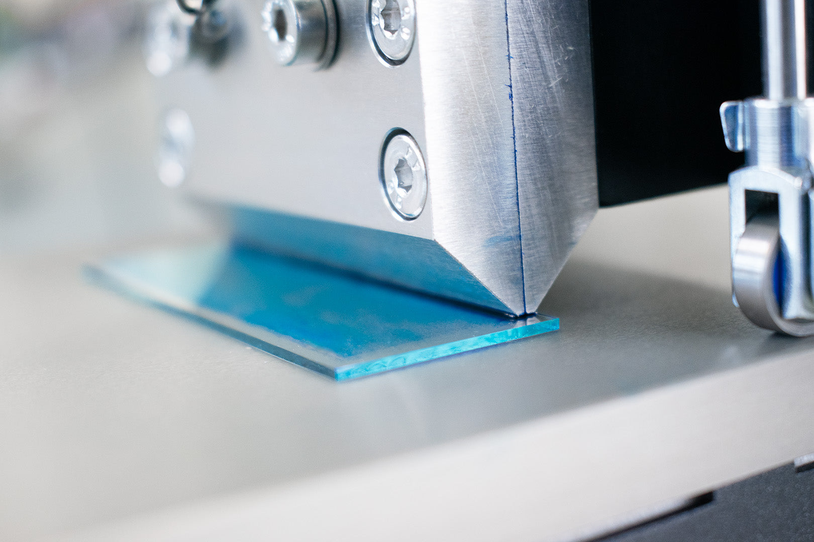 Slot die coating is scalable coating technique for large area films