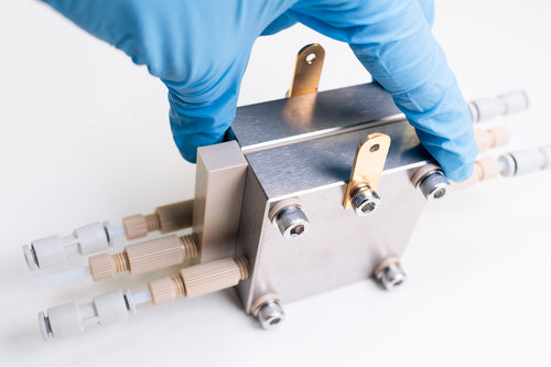 Porous solid electrolyte reactors