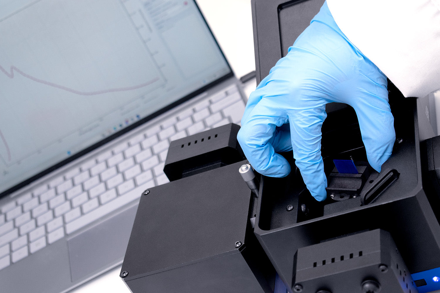 Spectrophotometers can measure absorbance of thin films