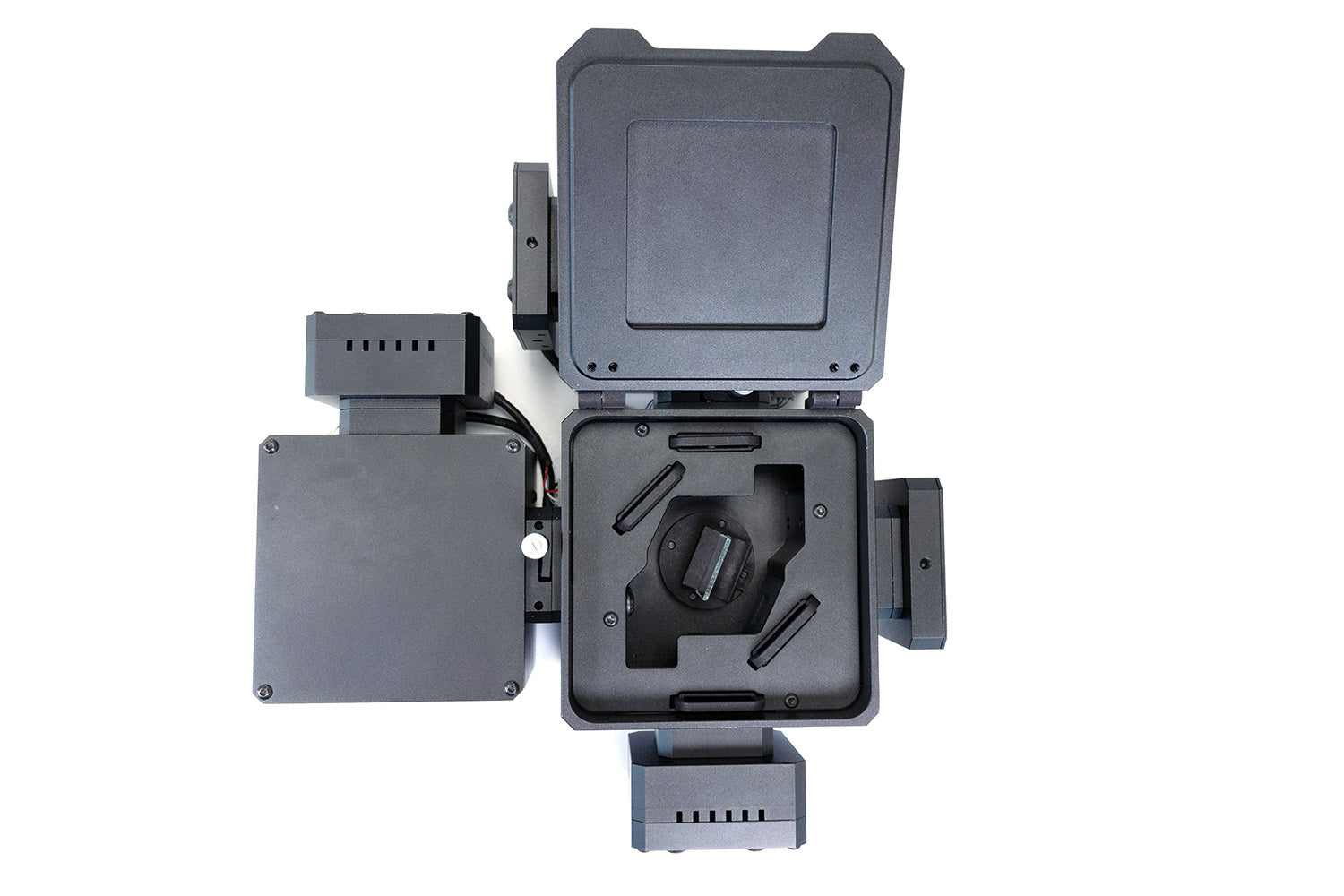 The substrate angle can be rotated easily to optimize measurement